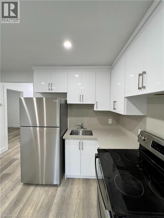Photo 2 of 10 Jamie Ann Street Unit 2, Hamilton ON