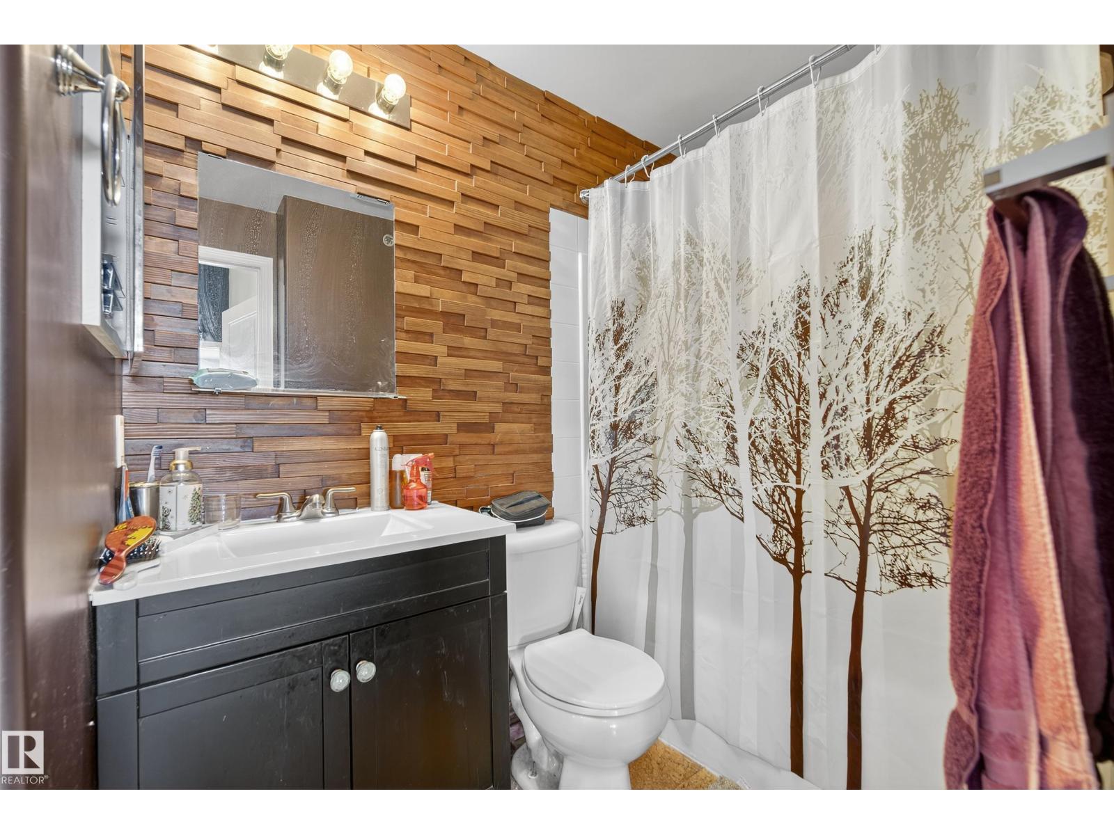 Photo 11 of 420 2305 35 A Av Nw, Edmonton AB