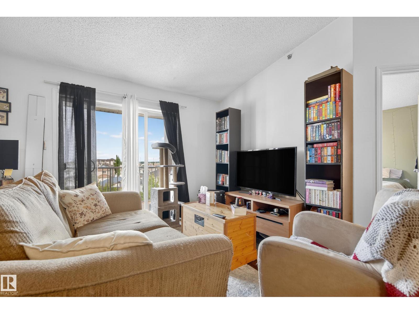 Photo 21 of 420 2305 35 A Av Nw, Edmonton AB