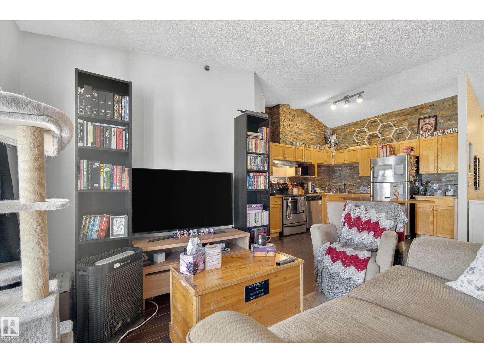 Photo 4 of 420 2305 35 A Av Nw, Edmonton AB