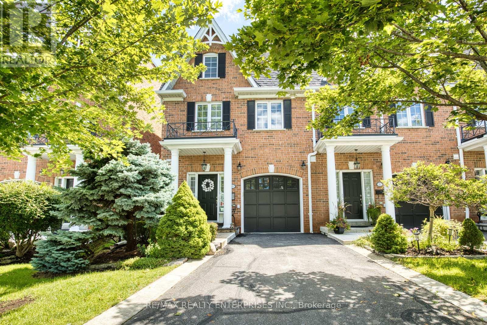Photo 1 of 23 Ellen Street, Mississauga ON