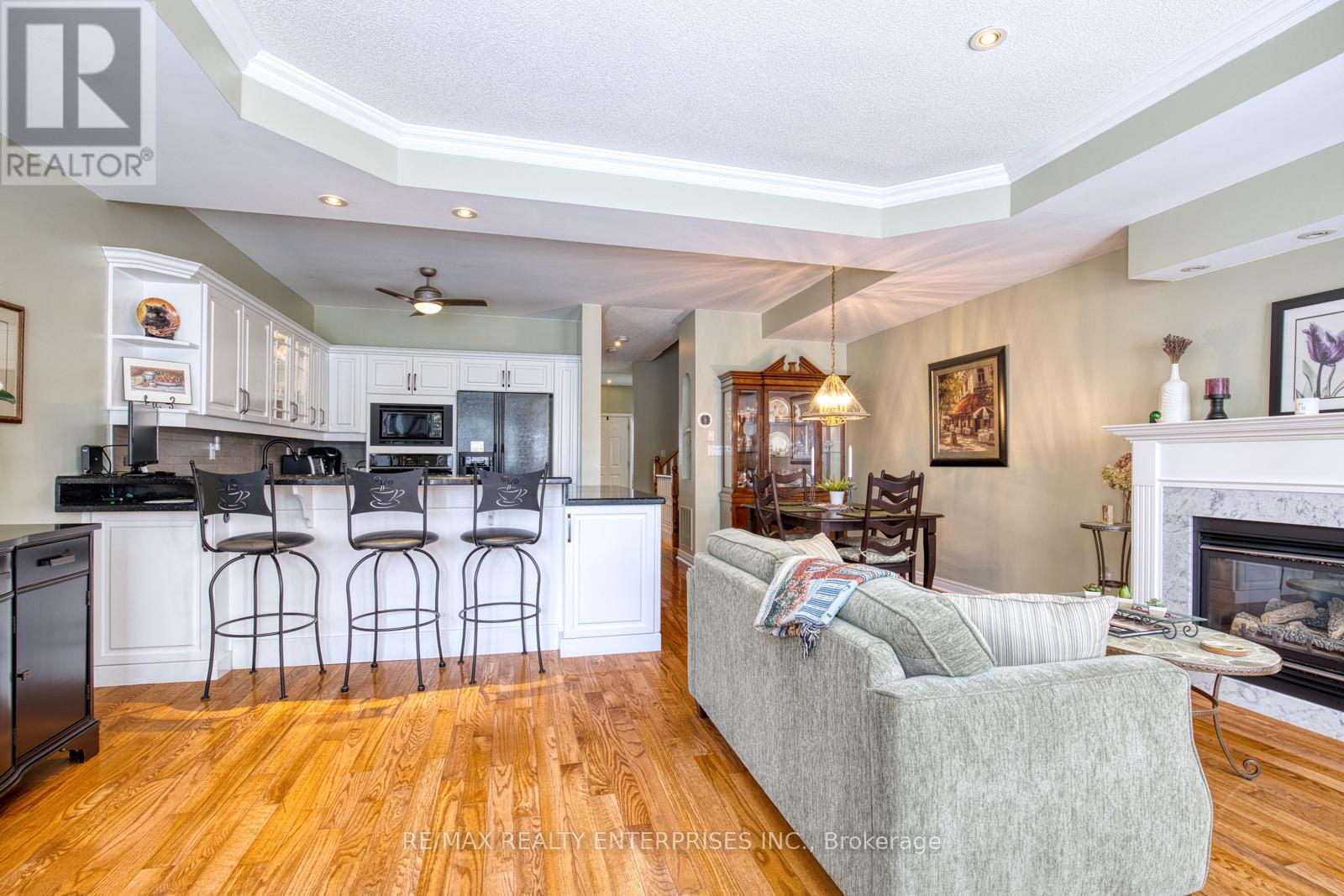 Photo 13 of 23 Ellen Street, Mississauga ON