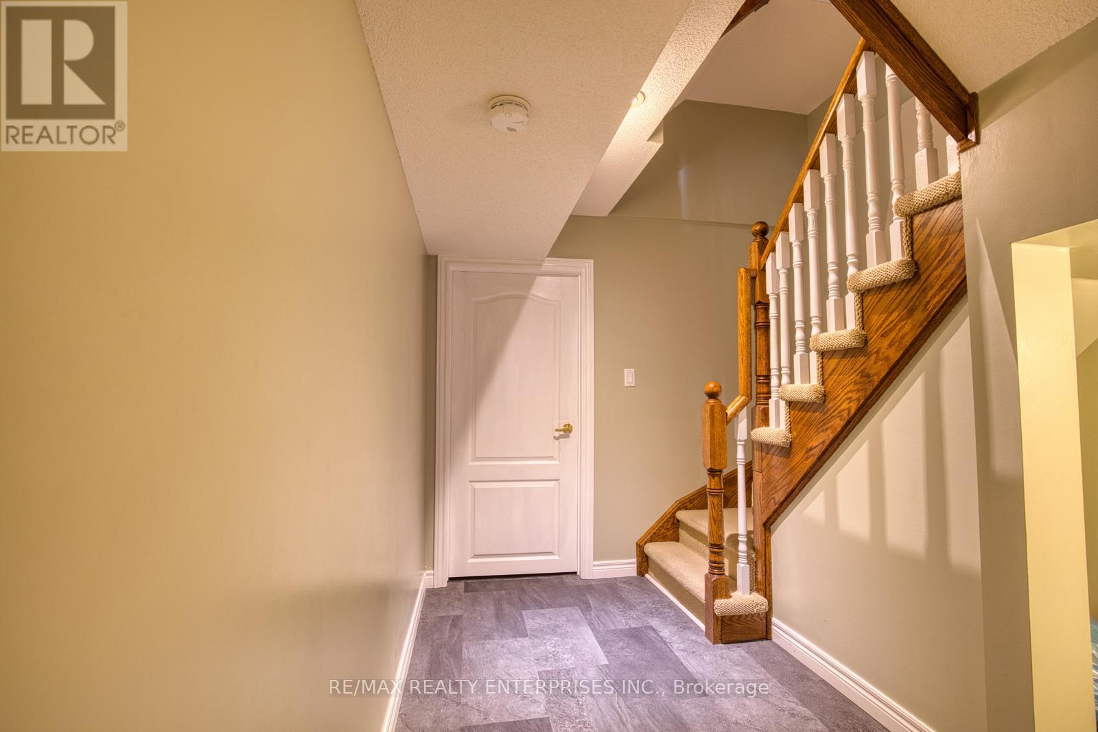 Photo 33 of 23 Ellen Street, Mississauga ON