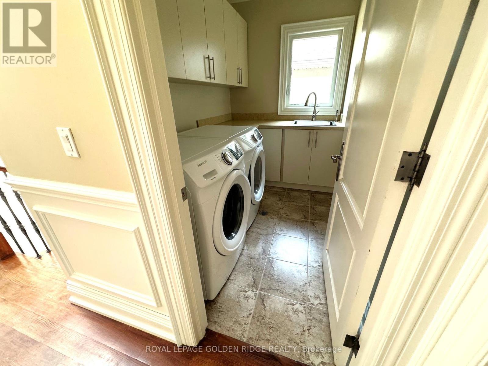 Photo 6 of 517 Glengarry Avenue, Toronto ON