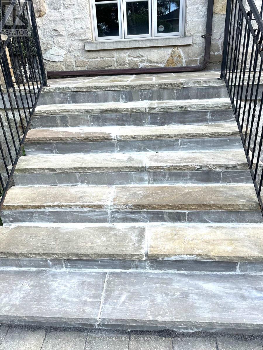 Photo 7 of 517 Glengarry Avenue, Toronto ON