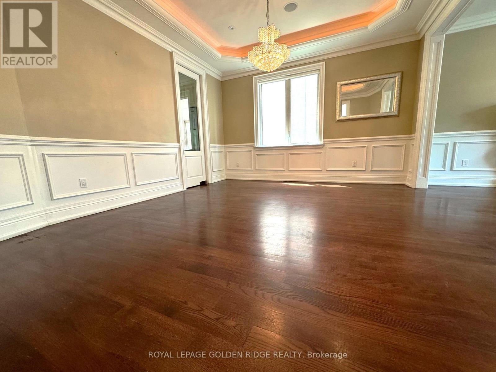Photo 1 of 517 Glengarry Avenue, Toronto ON