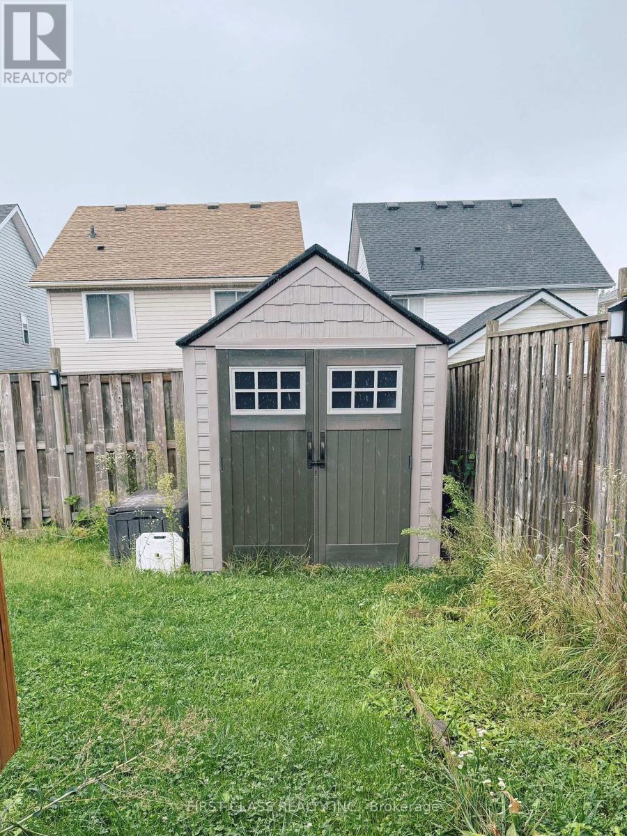 Photo 7 of 724 Angler Way, Waterloo ON