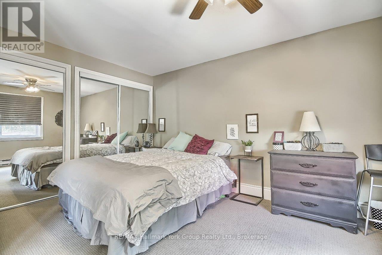 Photo 12 of 394 Eagle Street, Newmarket ON