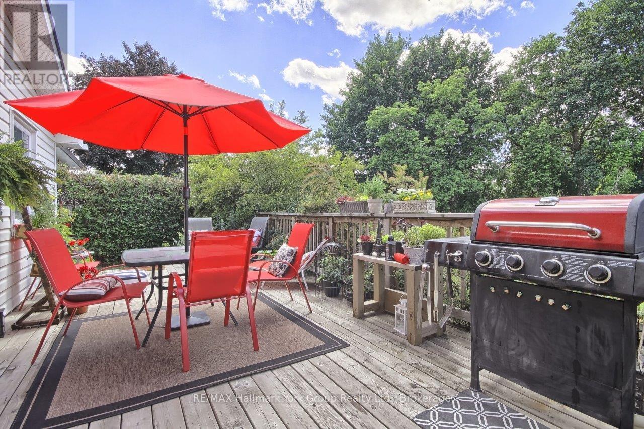 Photo 19 of 394 Eagle Street, Newmarket ON