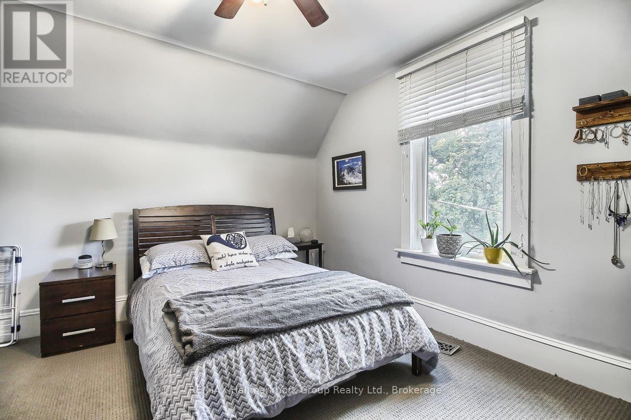 Photo 29 of 394 Eagle Street, Newmarket ON