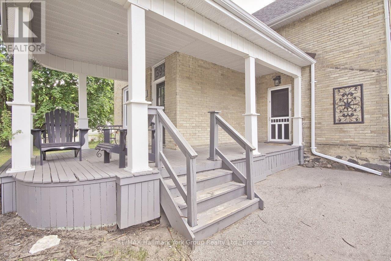 Photo 35 of 394 Eagle Street, Newmarket ON