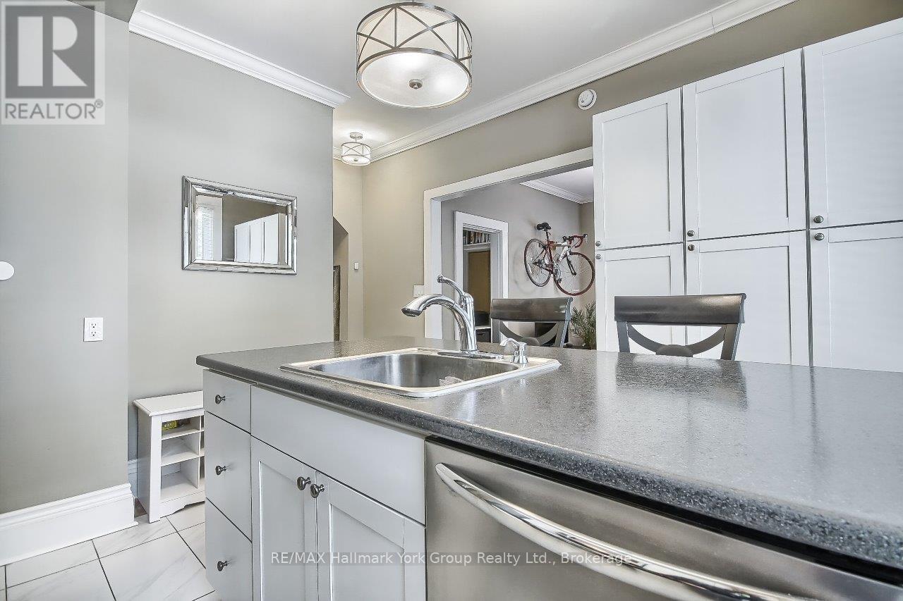 Photo 39 of 394 Eagle Street, Newmarket ON