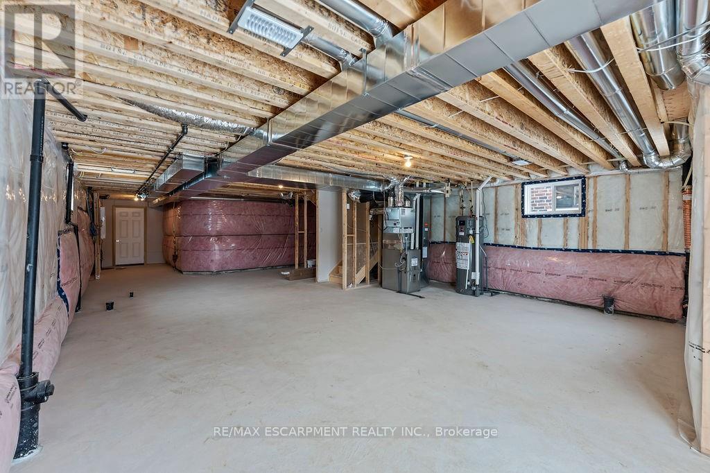 Photo 50 of 207 Alessio Drive, Hamilton ON