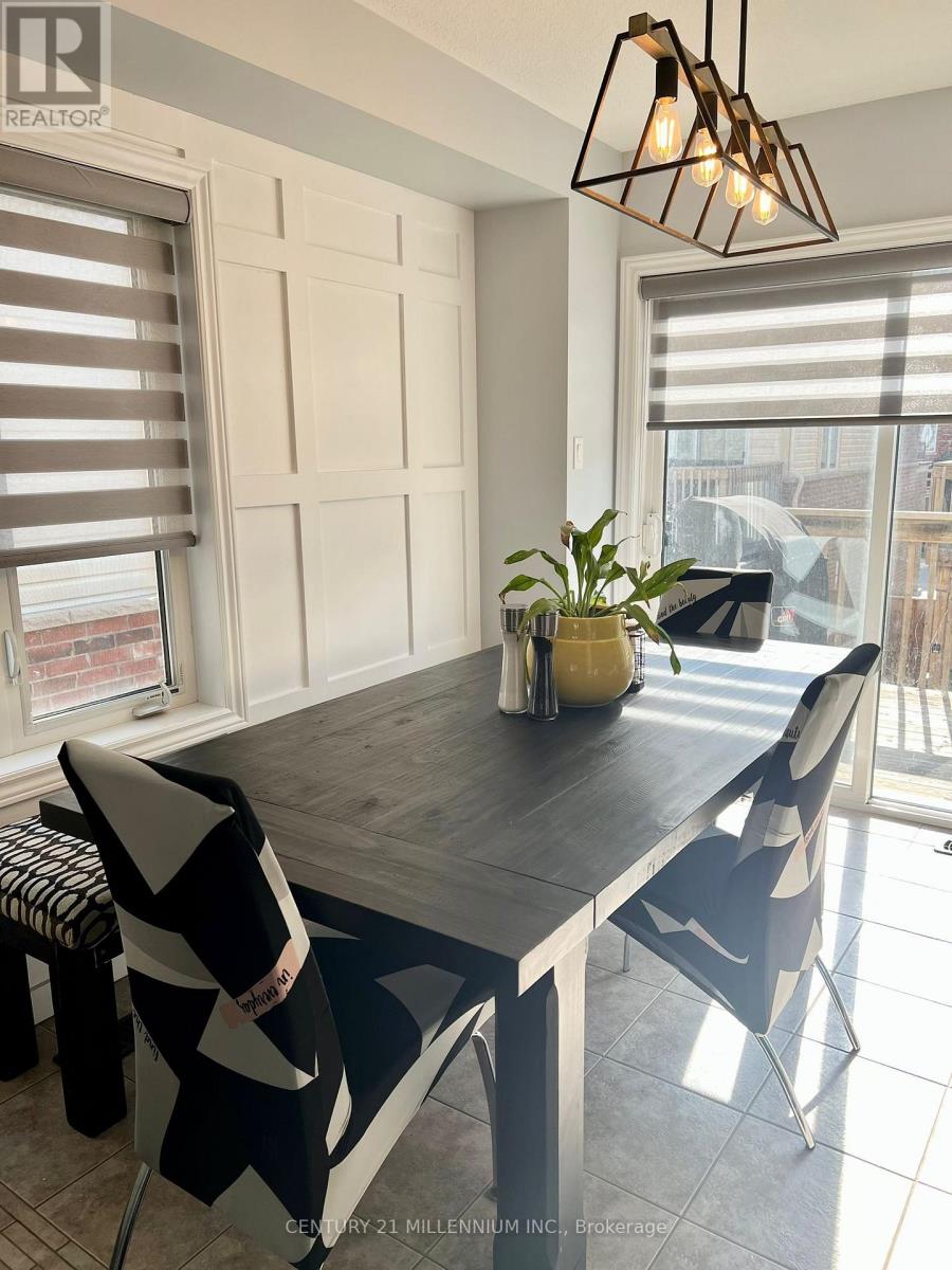 Photo 15 of 15 Dorchester Terrace, Hamilton ON