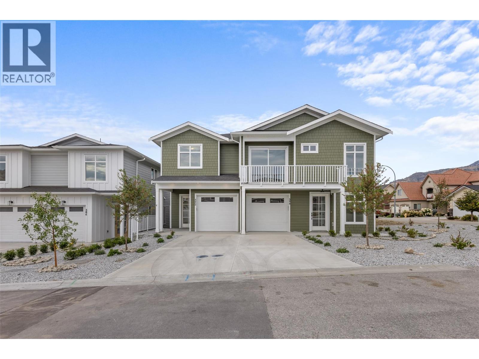 392 Chardonnay Avenue, Oliver