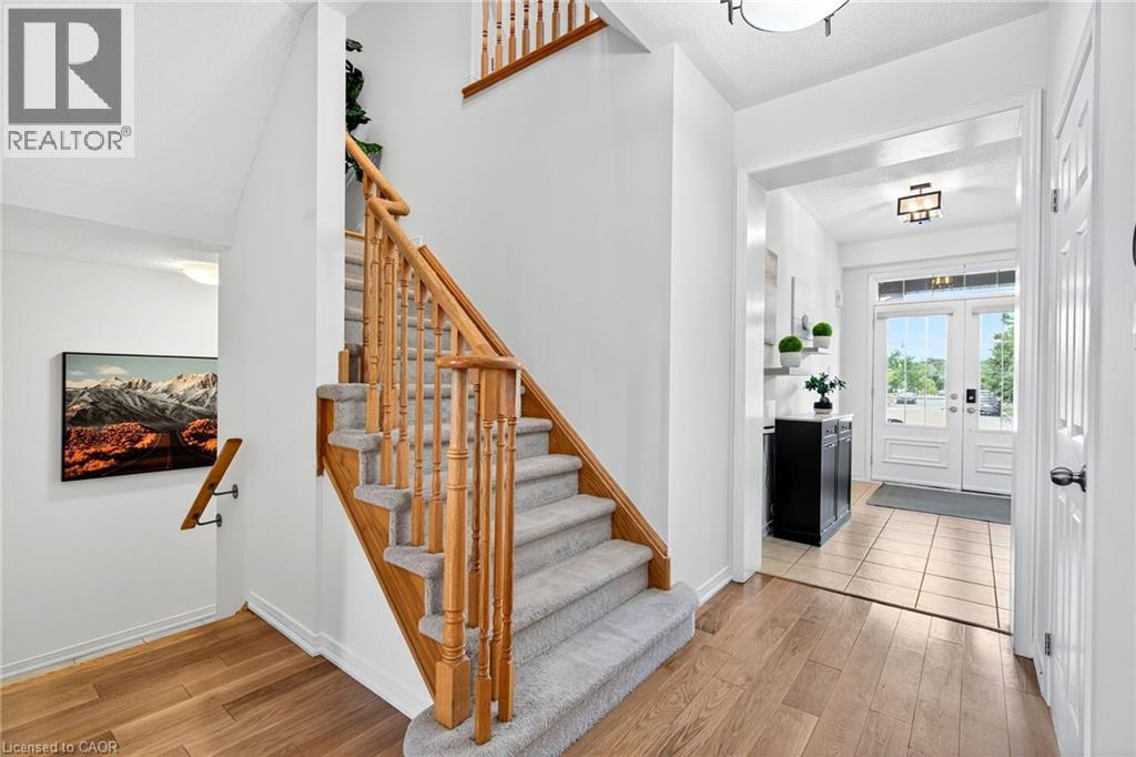 Photo 8 of 161 Nisbet Boulevard, Waterdown ON
