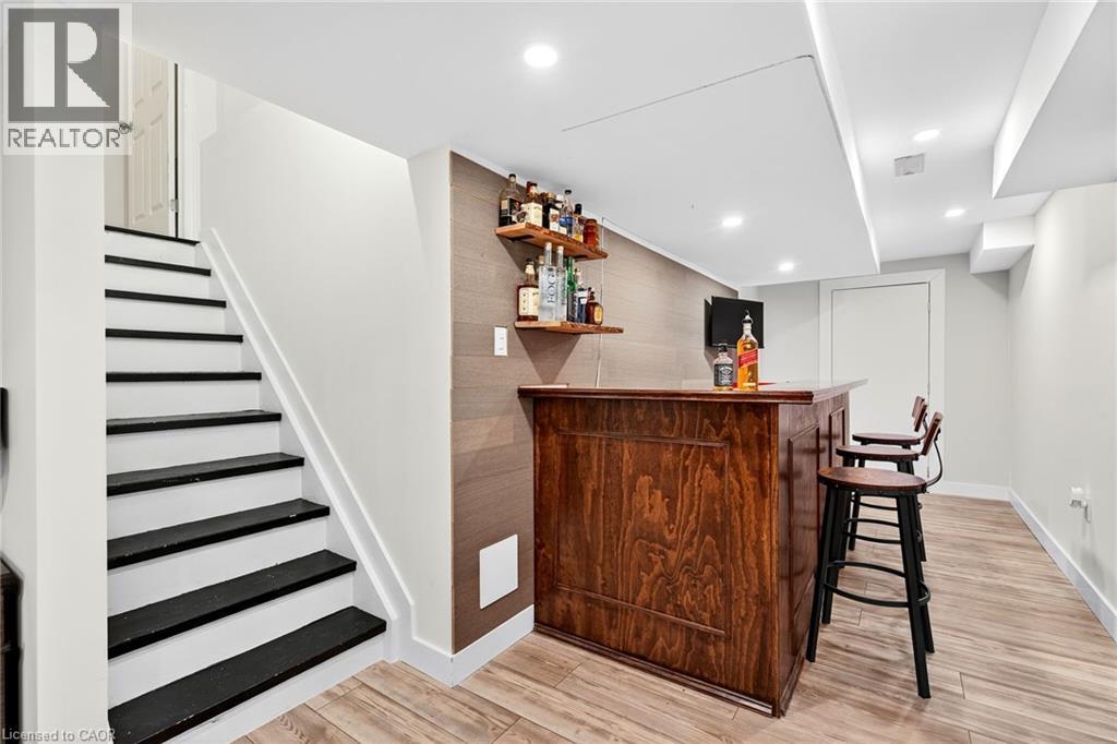 Photo 31 of 161 Nisbet Boulevard, Waterdown ON