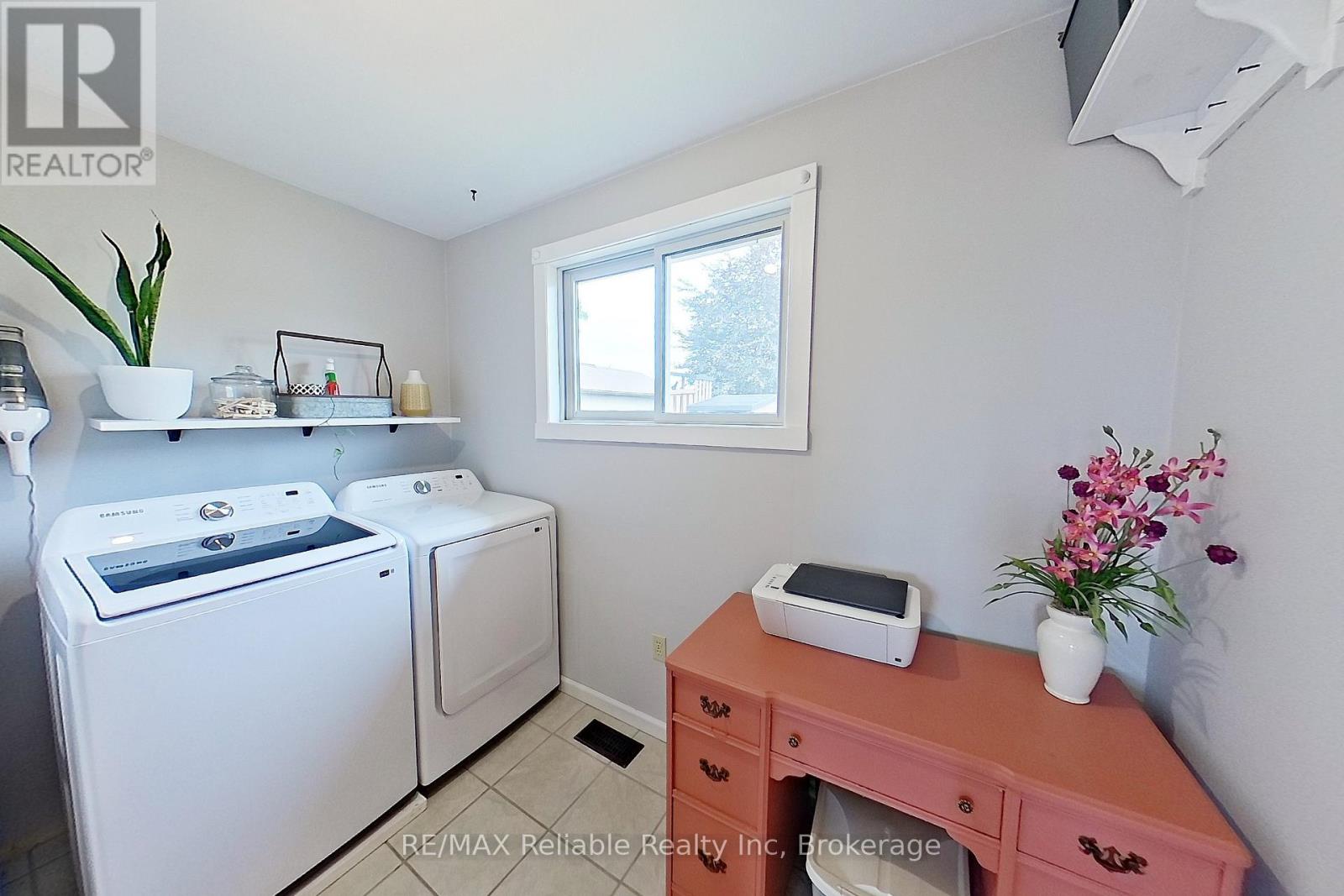 212 JAMES STREET, Central Huron (Clinton), Ontario, N0M1L0 — Photo 38