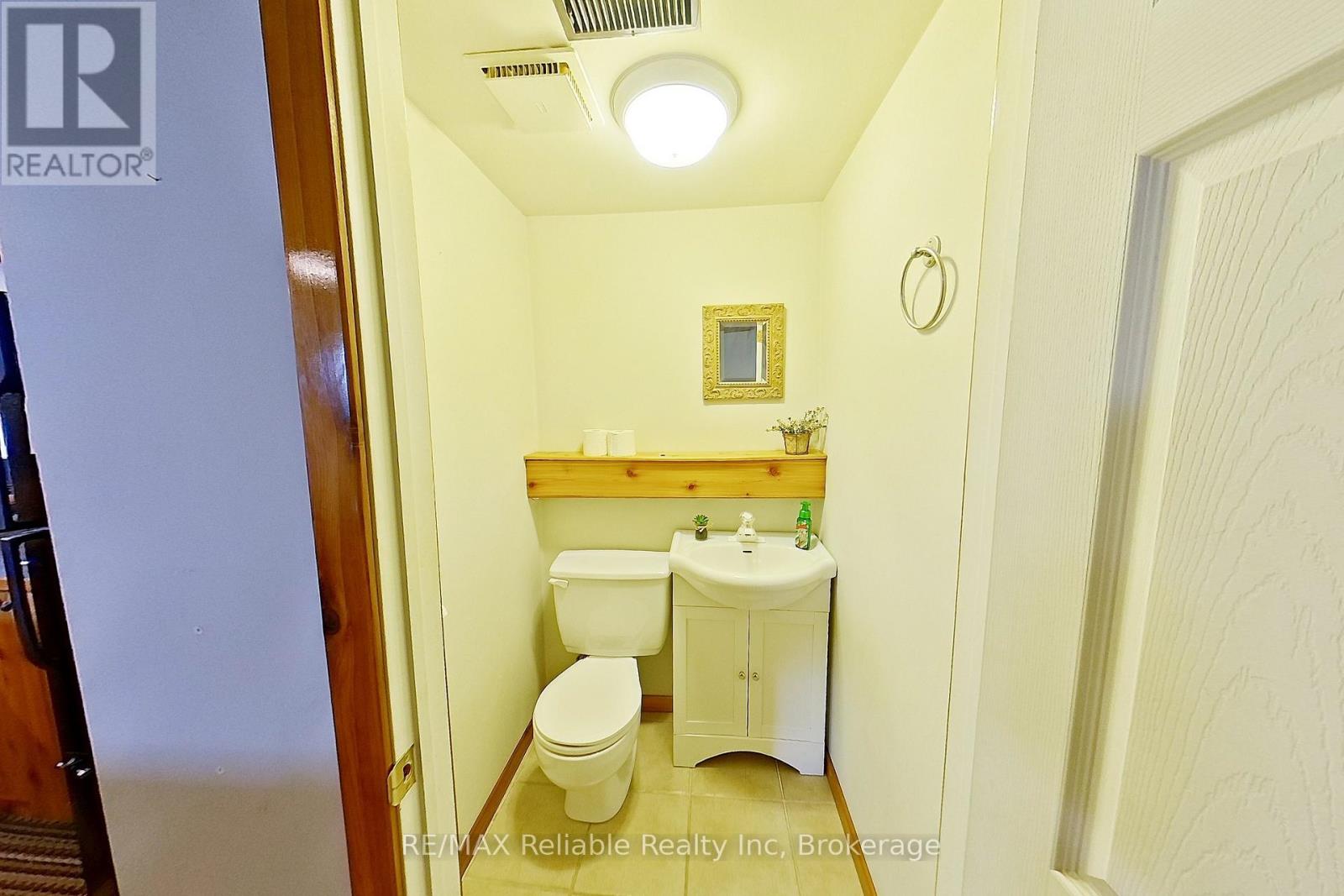 212 JAMES STREET, Central Huron (Clinton), Ontario, N0M1L0 — Photo 39