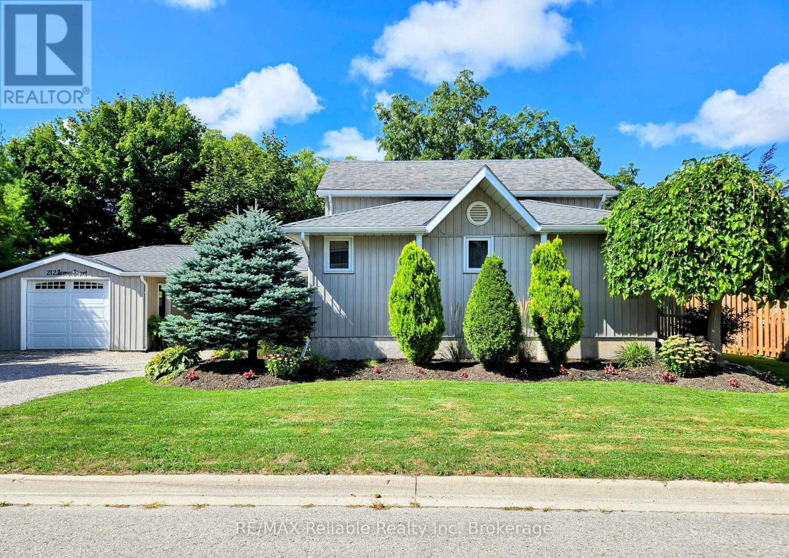 212 JAMES STREET, Central Huron (Clinton), Ontario, N0M1L0 — Photo 10
