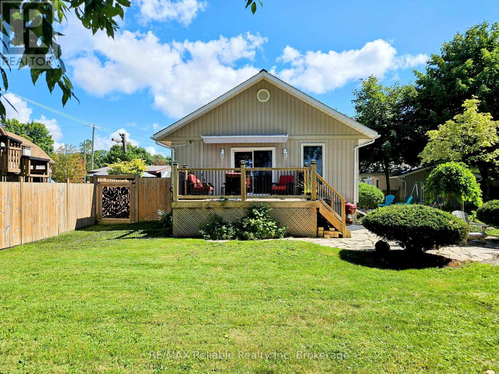 212 JAMES STREET, Central Huron (Clinton), Ontario, N0M1L0 — Photo 45