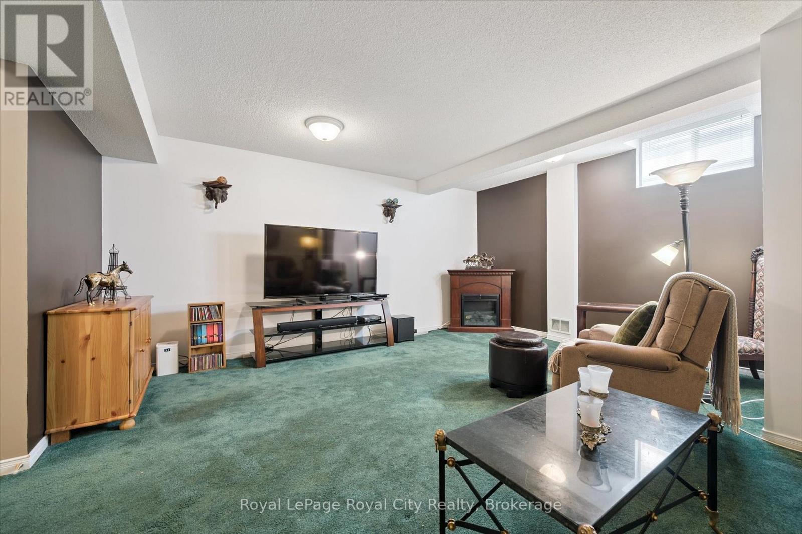 Photo 29 of 250 Starwood Drive, Guelph ON