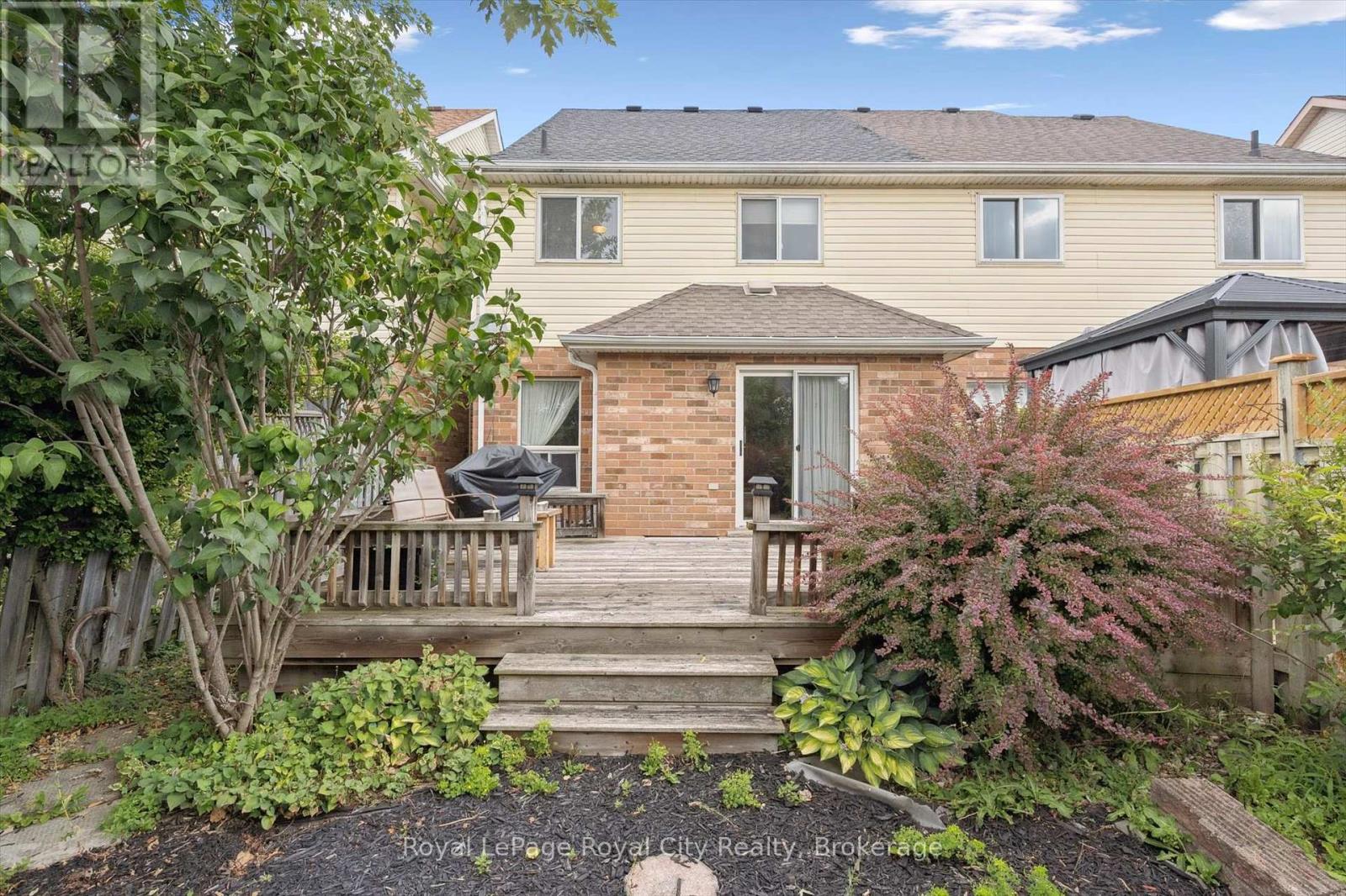 Photo 33 of 250 Starwood Drive, Guelph ON