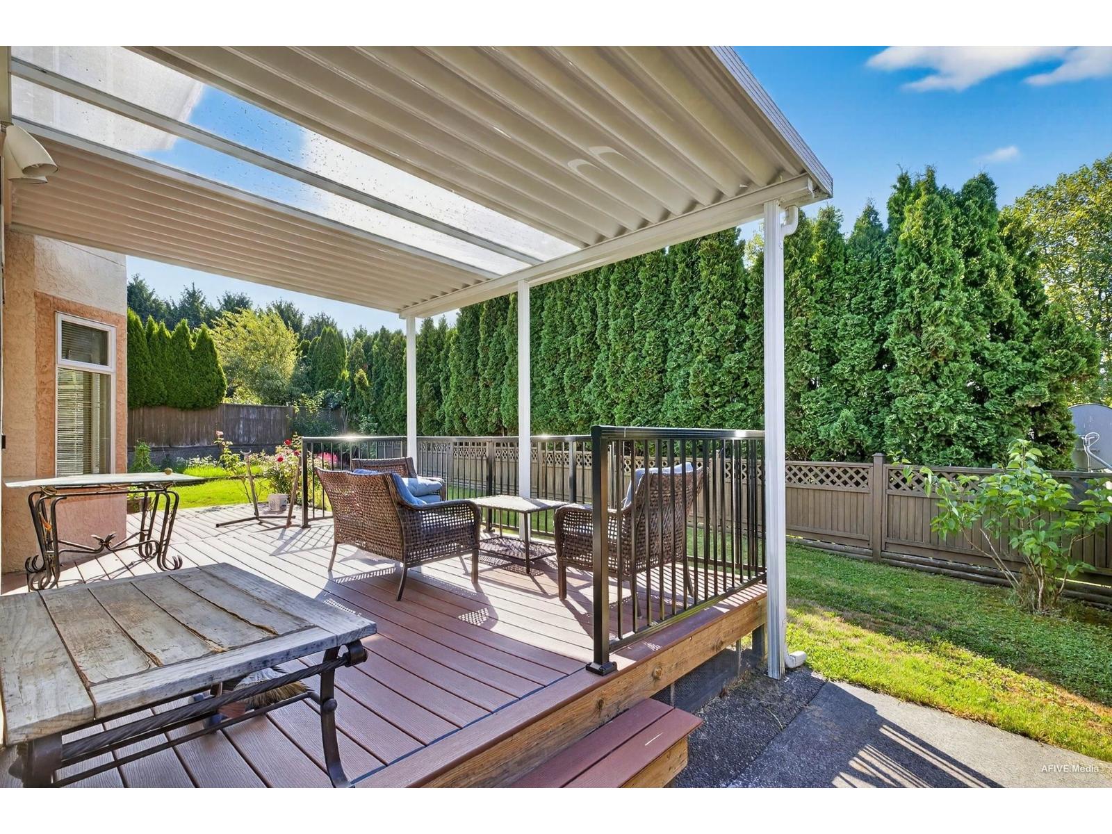 Photo 5 of 14180 85 A Avenue, Surrey BC