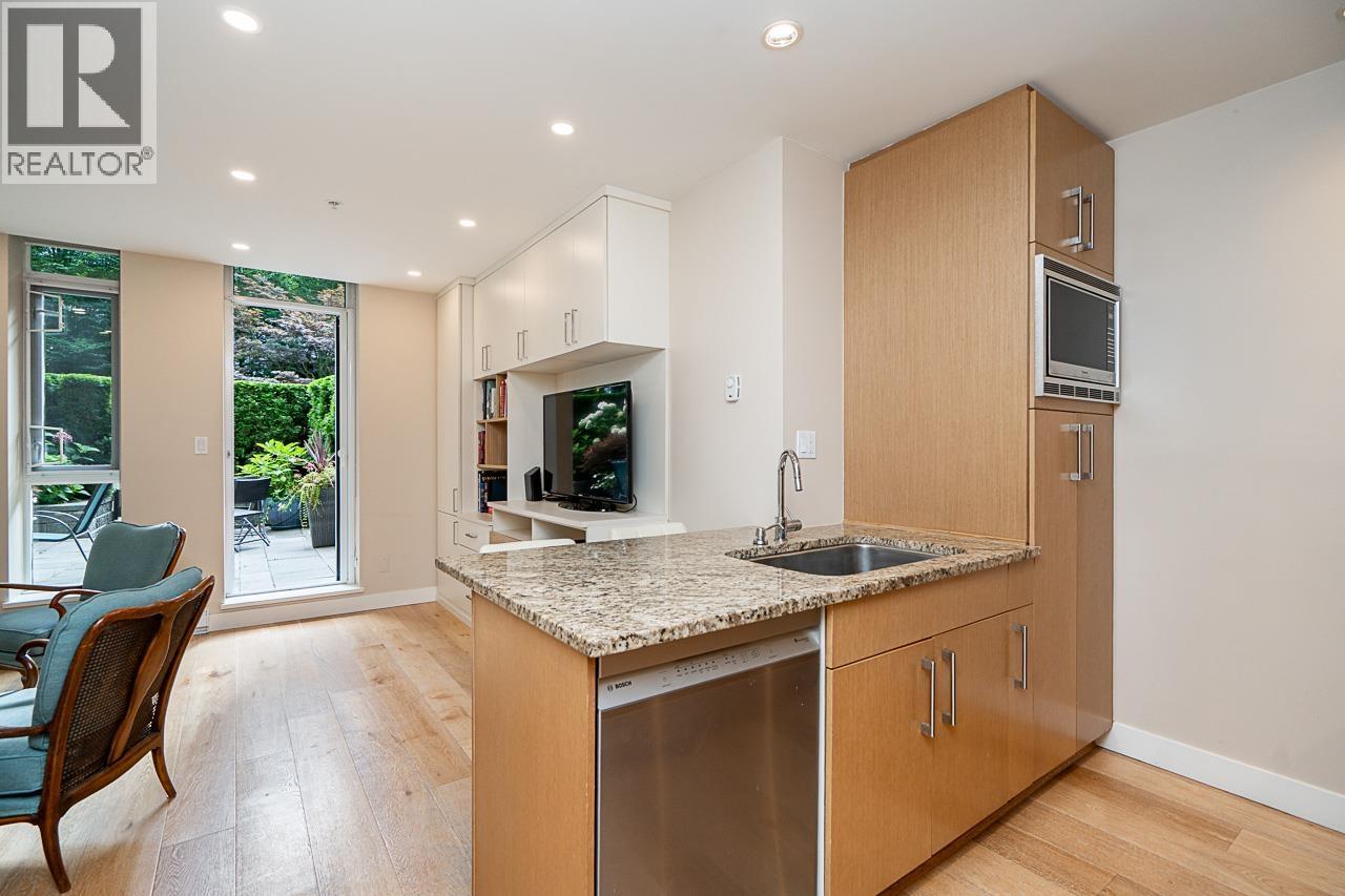 Photo 8 of 103 1468 W 14th Avenue, Vancouver BC