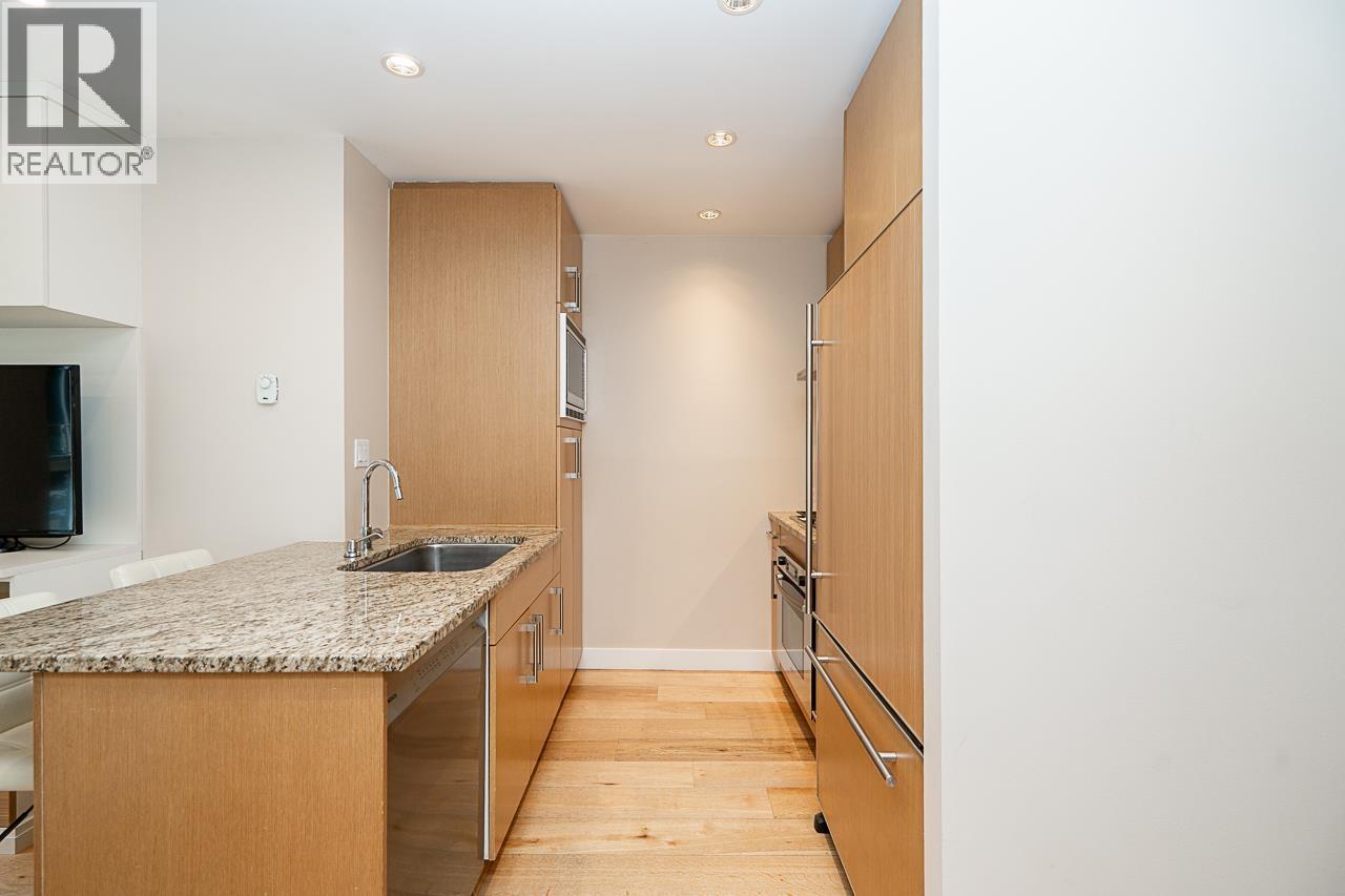 Photo 9 of 103 1468 W 14th Avenue, Vancouver BC