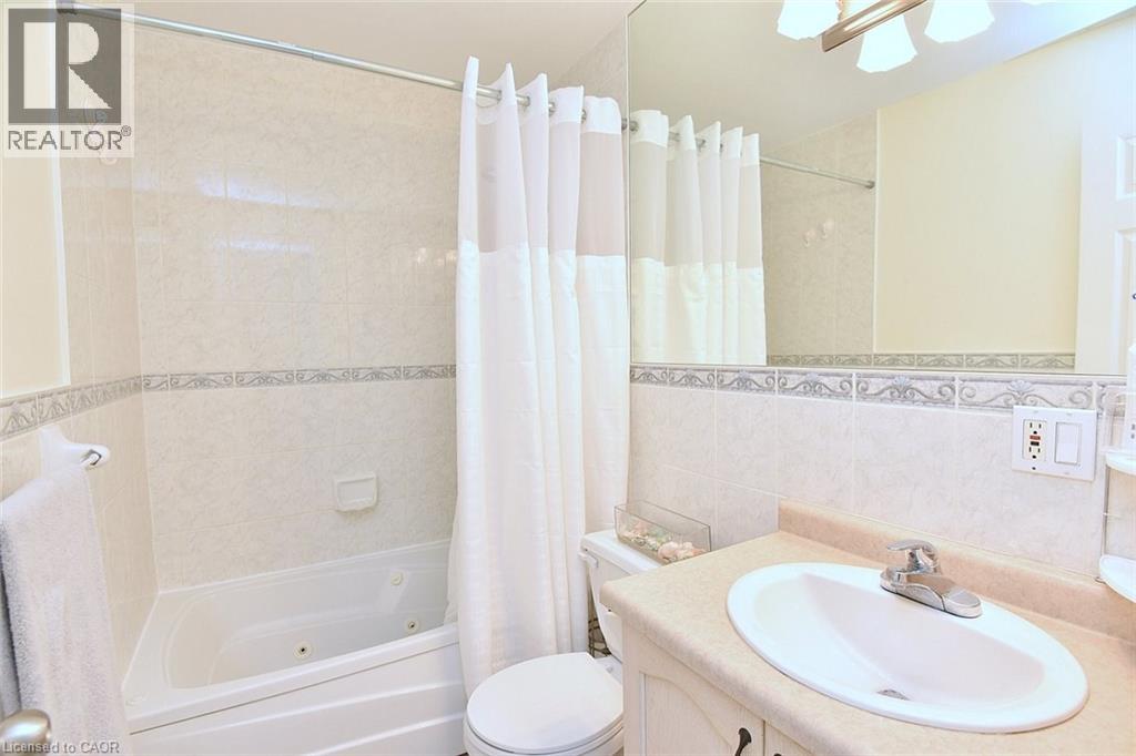 Photo 7 of 893 Concession Street Unit 303, Hamilton ON