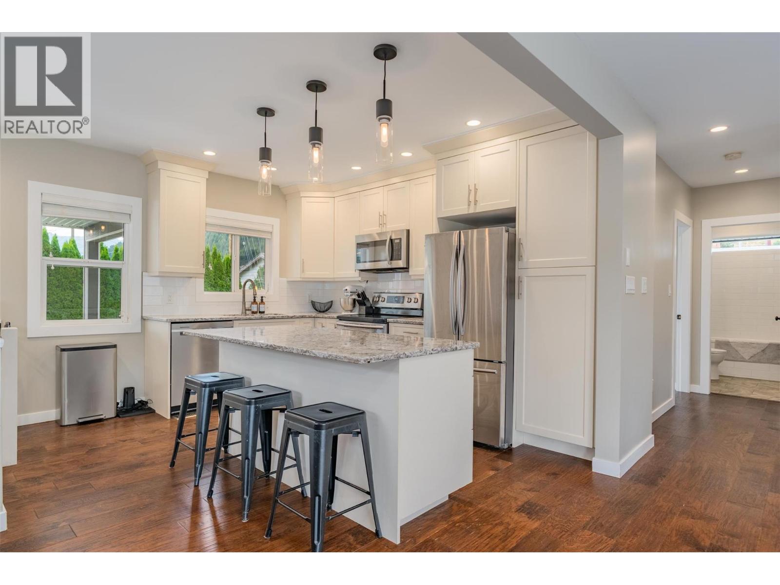 1455 DAISY Street, Trail