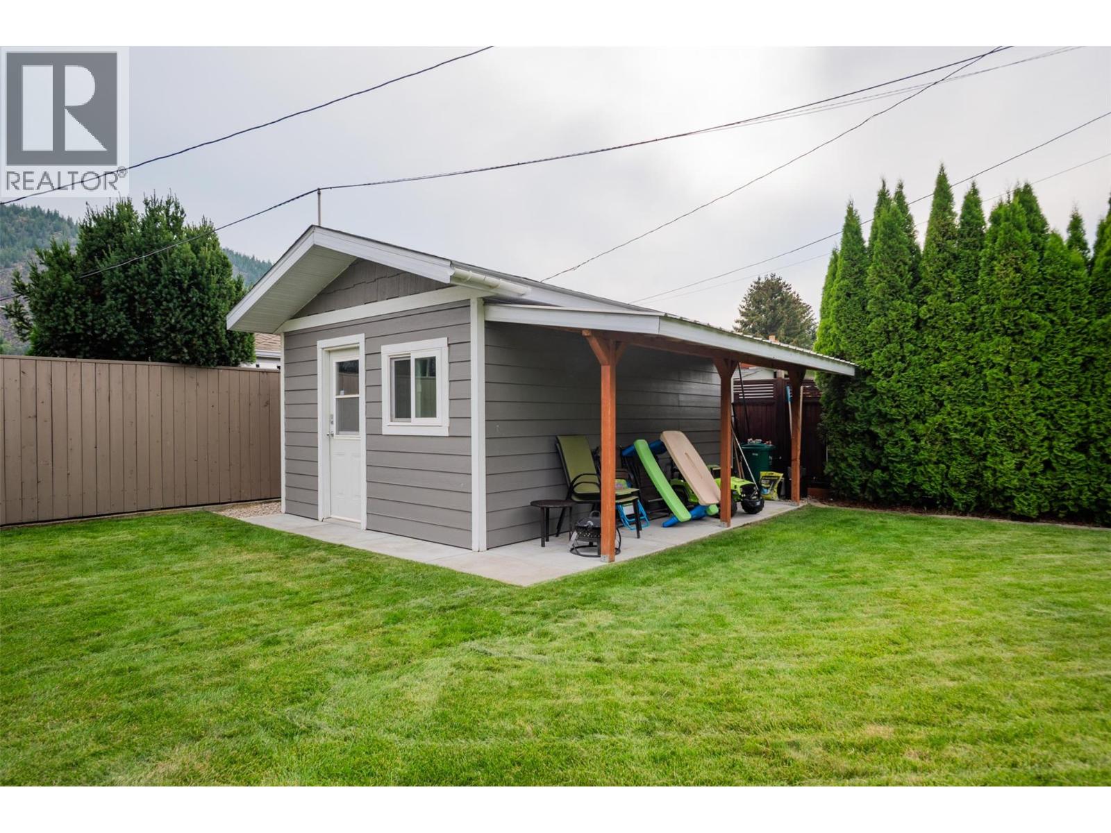1455 DAISY Street, Trail