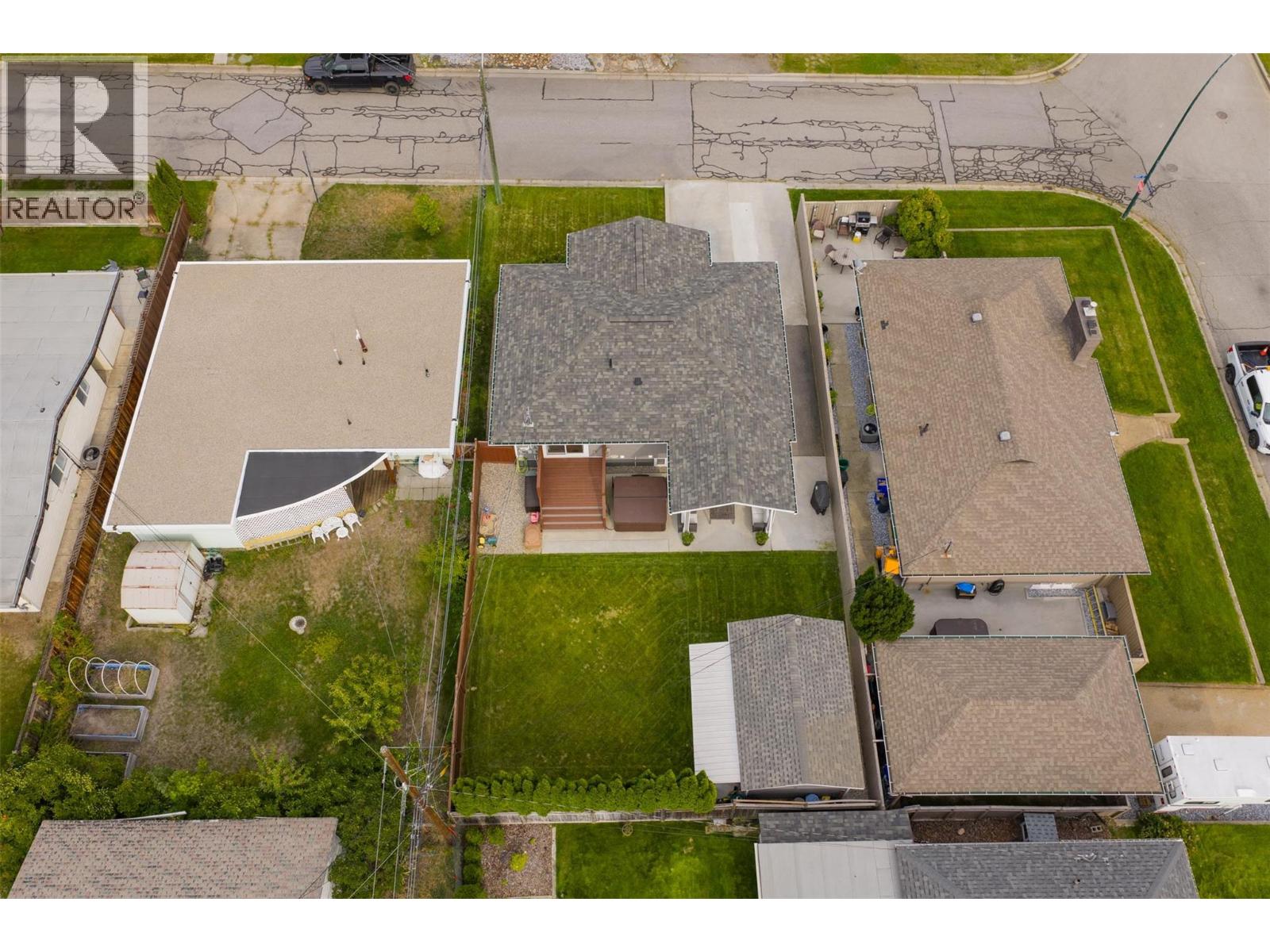 1455 DAISY Street, Trail