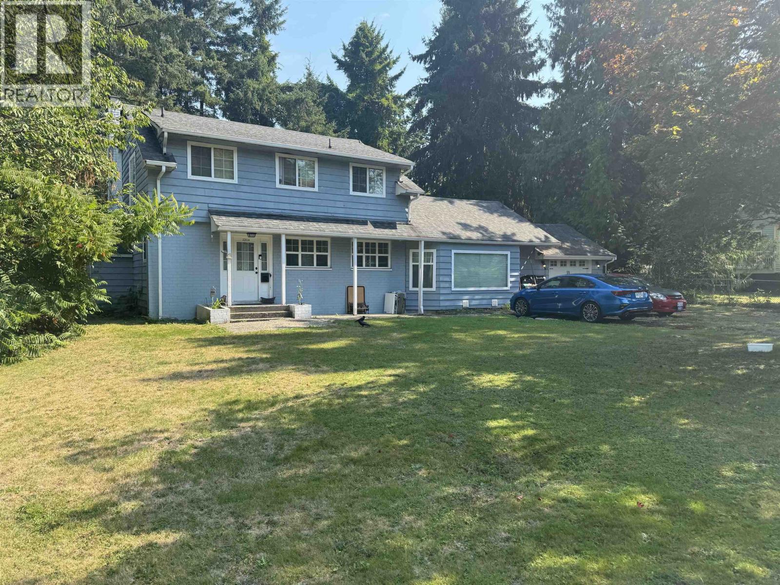 Photo 4 of 22032 22034 124th Avenue, Maple Ridge BC