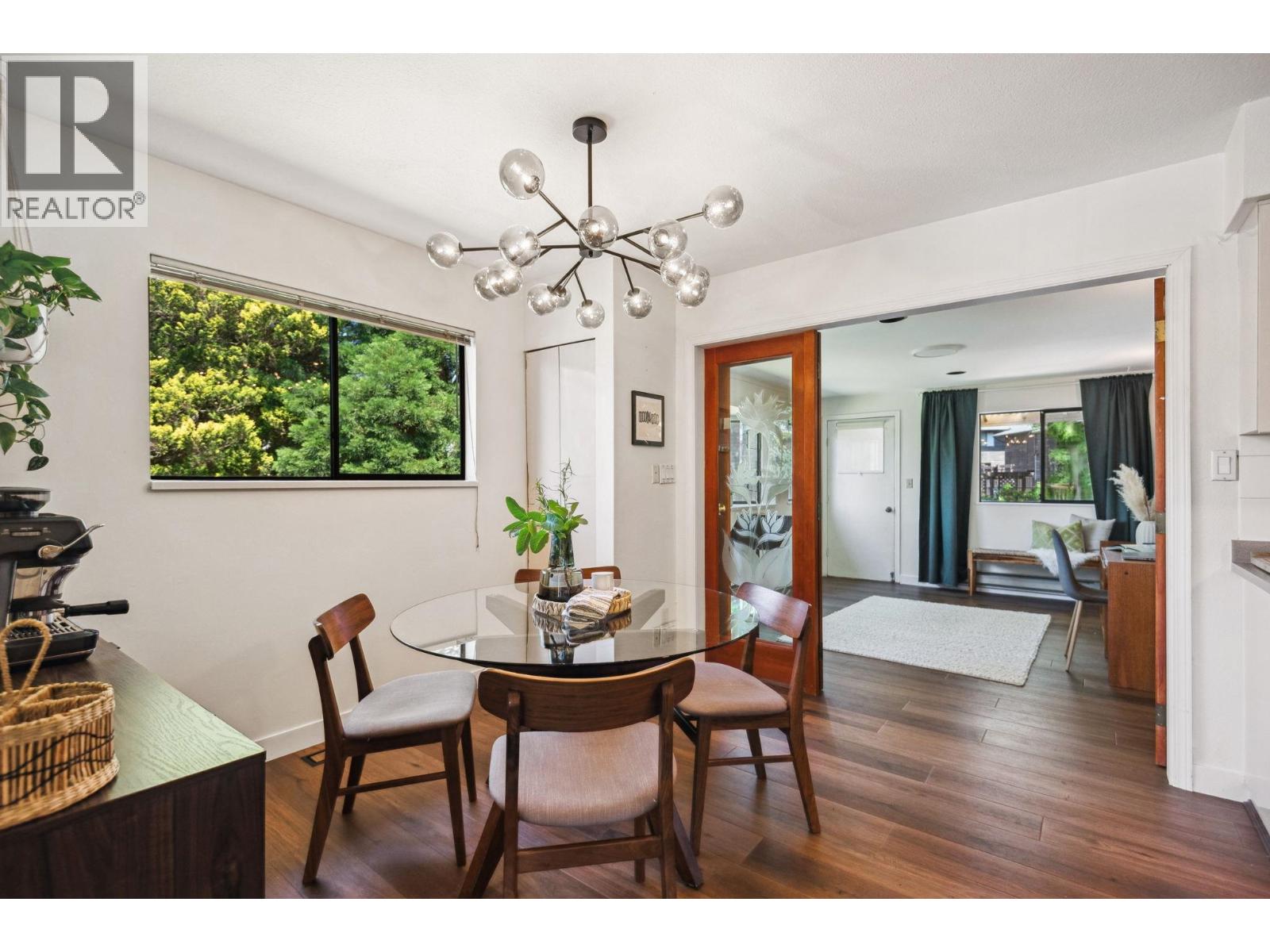 Photo 4 of 7766 Munroe Crescent, Vancouver BC