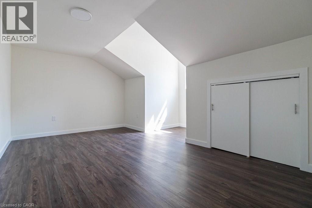 Photo 13 of 111 Wellington Street S, Hamilton ON