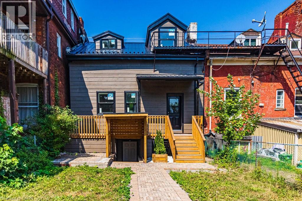 Photo 12 of 111 Wellington Street S, Hamilton ON