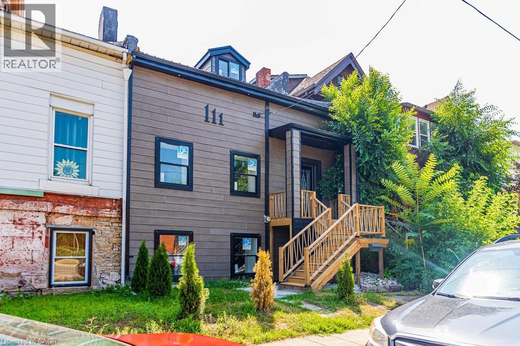 Photo 31 of 111 Wellington Street S, Hamilton ON