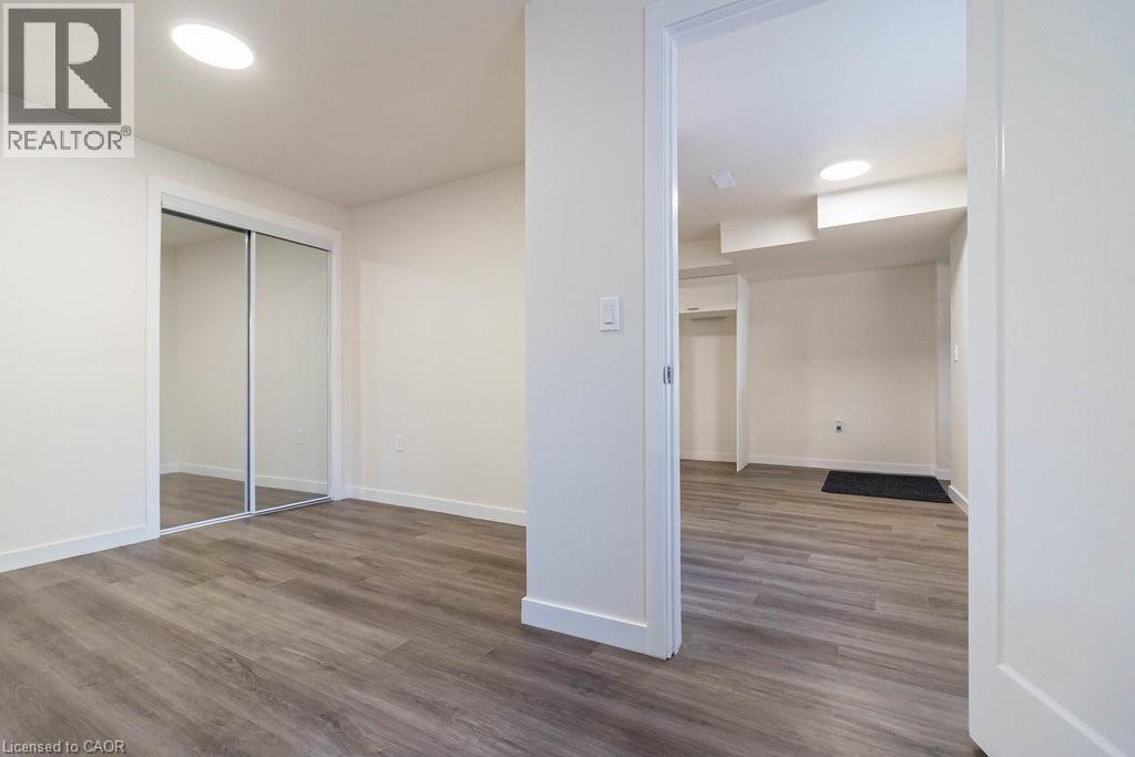 Photo 34 of 111 Wellington Street S, Hamilton ON