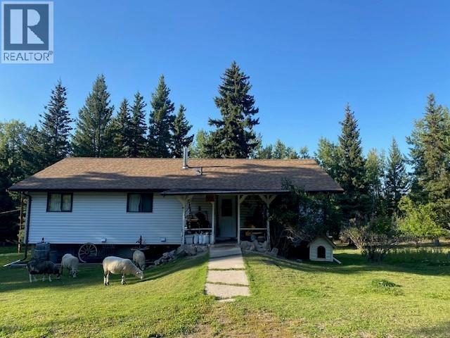 323 OAK ROAD, Vanderhoof