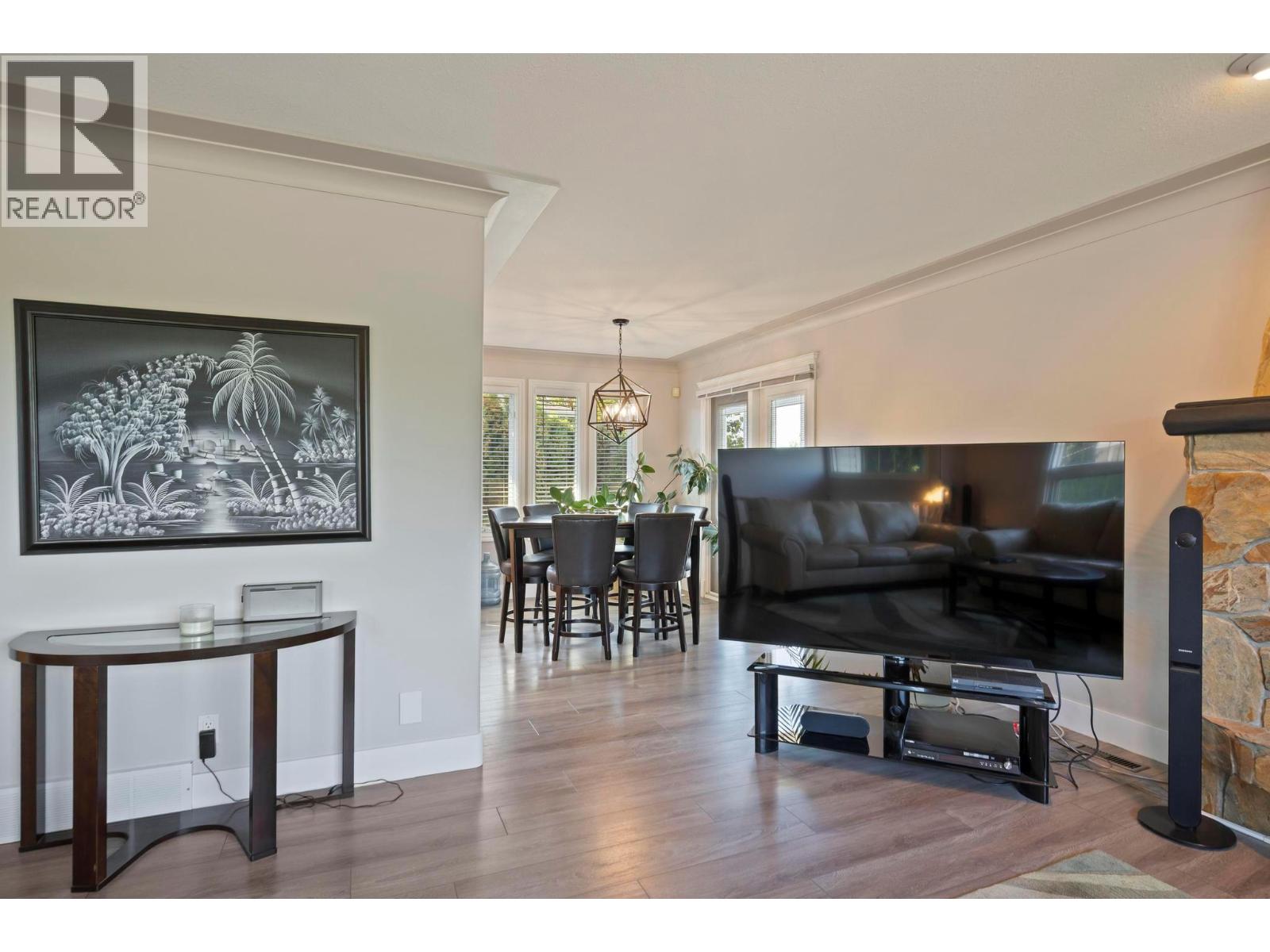 Photo 6 of 1685 Jonathan Road, Kelowna BC