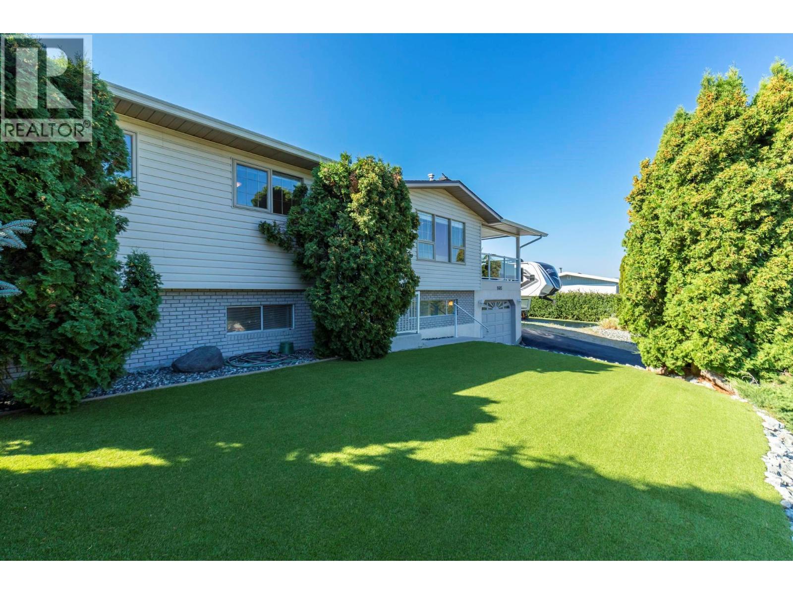 Photo 33 of 1685 Jonathan Road, Kelowna BC