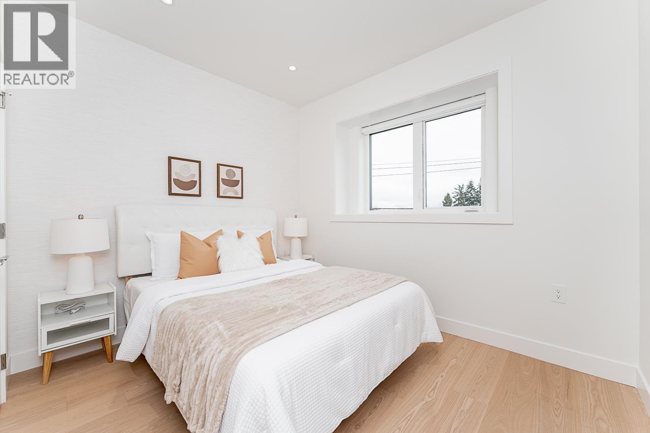 Photo 11 of 1 2837 Oliver Crescent, Vancouver BC