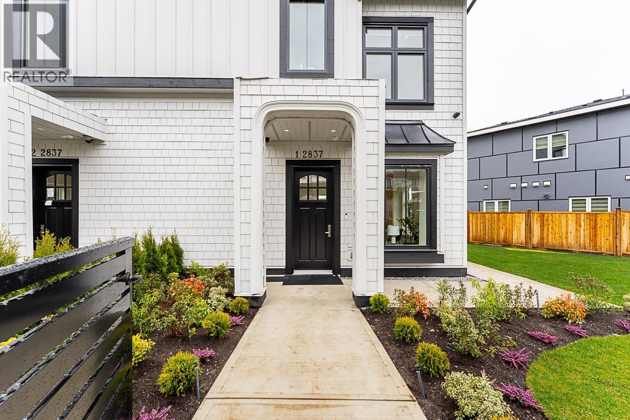 Photo 2 of 1 2837 Oliver Crescent, Vancouver BC