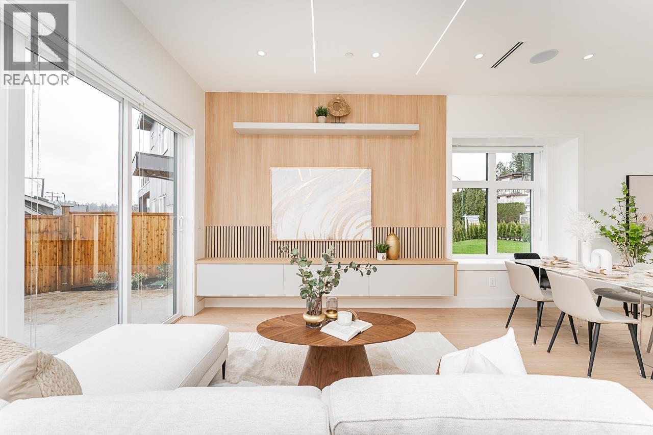 Photo 6 of 1 2837 Oliver Crescent, Vancouver BC