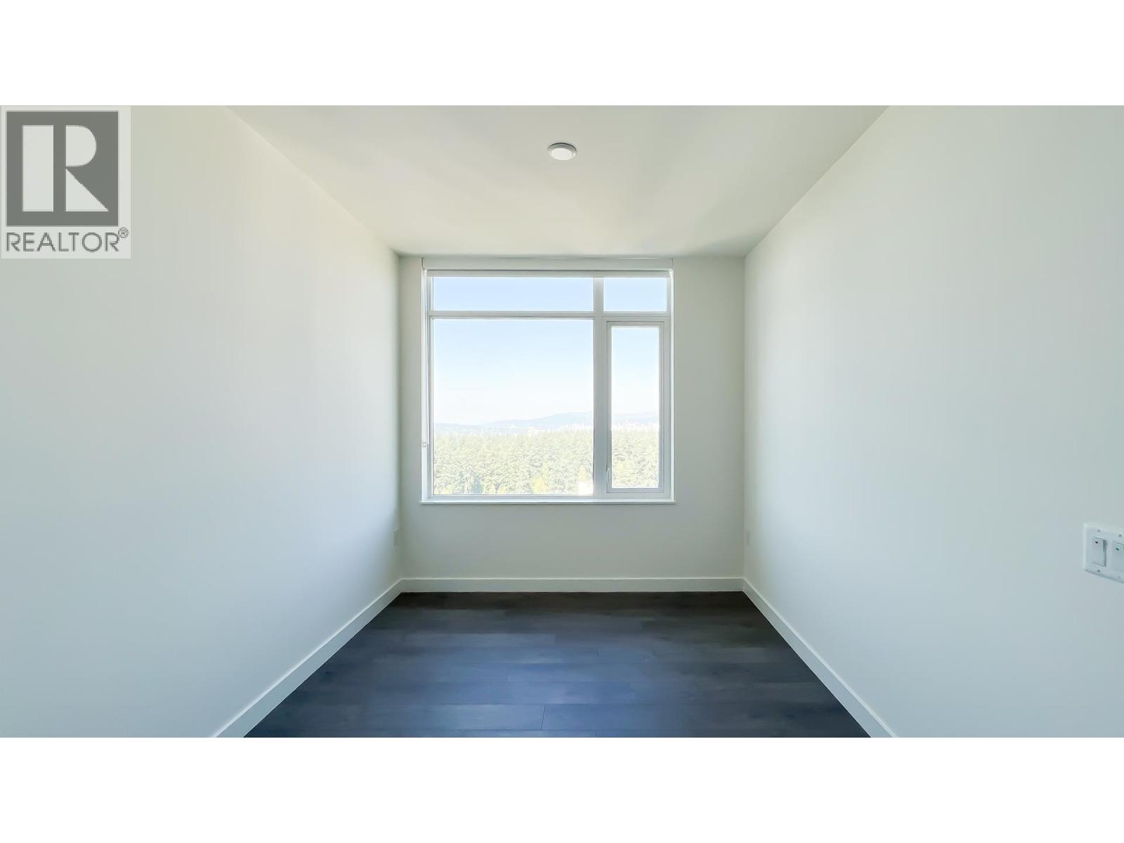 Photo 7 of 2406 6468 Willingdon Avenue, Burnaby BC