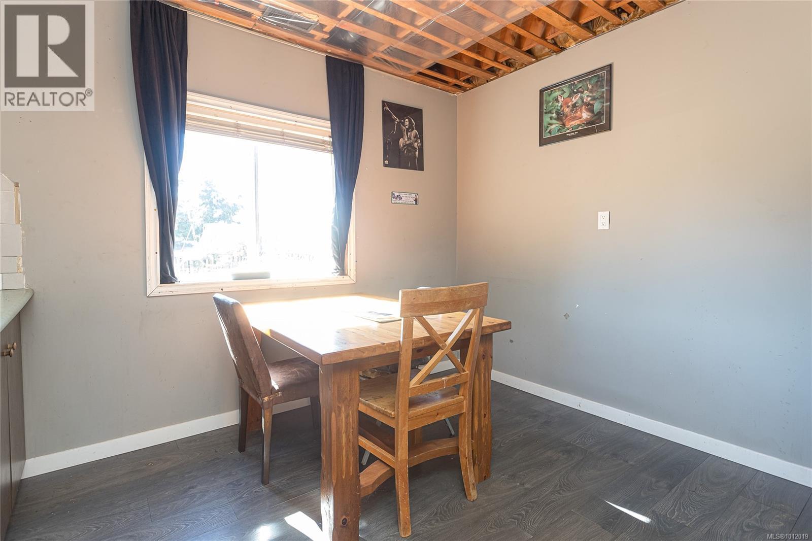 Photo 22 of 437 Methuen St, Ladysmith BC