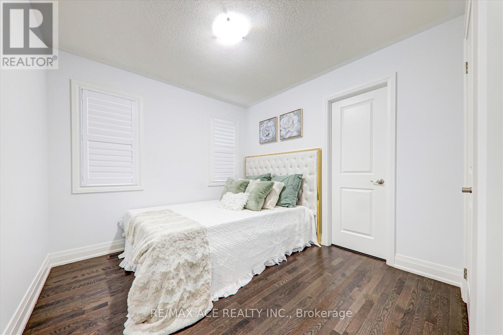Photo 30 of 27 Hassard Short Lane, Ajax ON