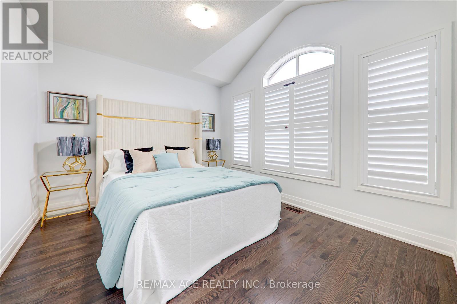 Photo 15 of 27 Hassard Short Lane, Ajax ON